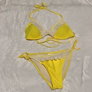 Yellow bikini